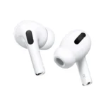 نمای روبرو از کیس و گوشی‌های هدفون بلوتوثی جوی‌روم JR-T03s Pro 2 در حالت باز.